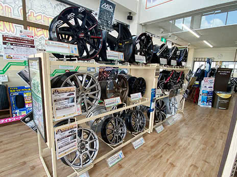 タイヤ館 にいがた弁天橋通り_店舗画像_006