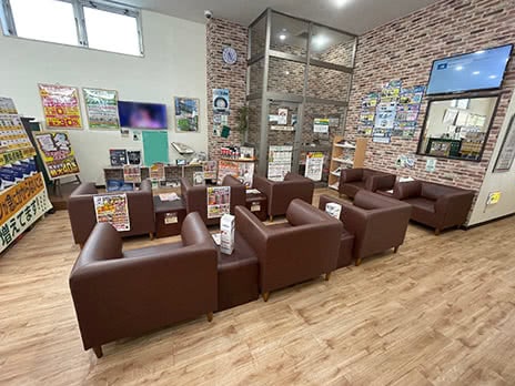 タイヤ館 新川駅前_店舗画像_003