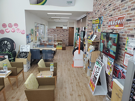 タイヤ館 三原_店舗画像_003