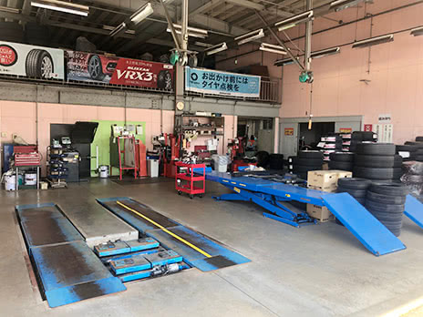 ブリヂストン伏木港タイヤセンター_店舗画像_005