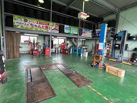 ミスタータイヤマンパドック飯塚_店舗画像_005