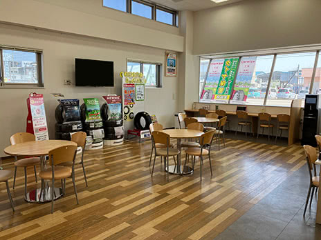 ブリヂストン新高岡タイヤセンター_店舗画像_003