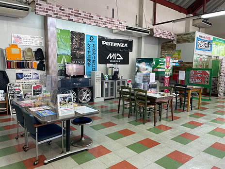タイヤ館 小禄_店舗画像_003