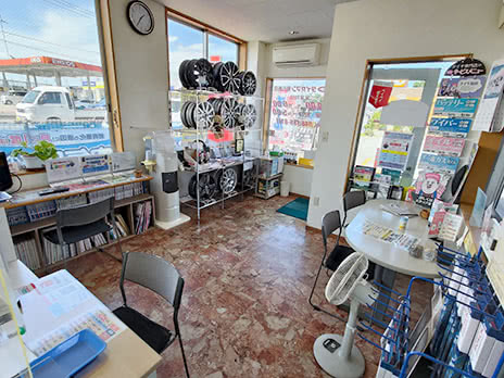 ミスタータイヤマン桶川西_店舗画像_003