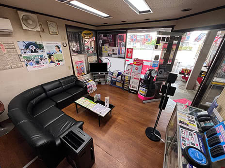 ミスタータイヤマン新湊店_店舗画像_003