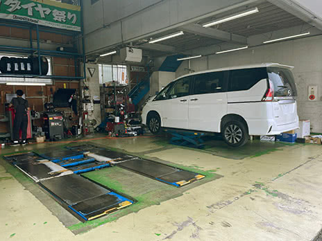 ミスタータイヤマン イマガワ柏原_店舗画像_005
