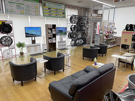 タイヤ館 宗像_店舗画像_003