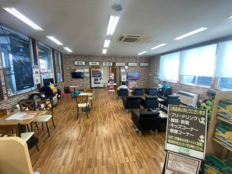 タイヤ館 青山_店舗画像_003