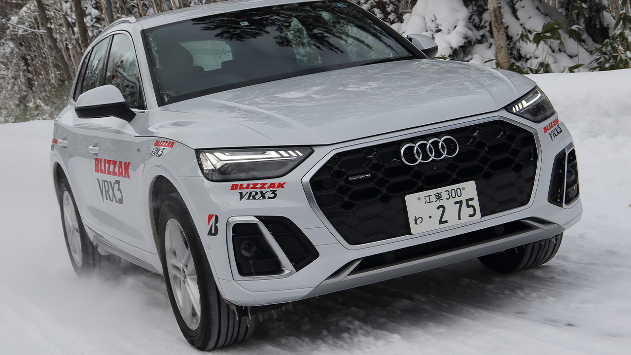ブリザックVRX3を装着した車の写真
