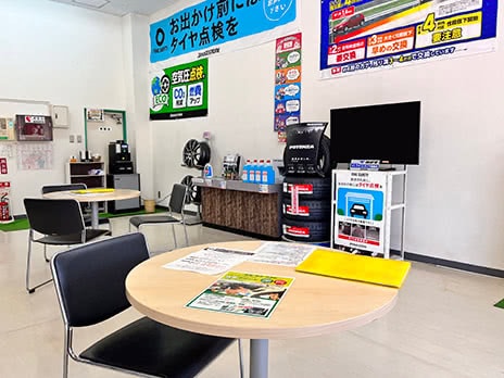 ミスタータイヤマン本宮店_店舗画像_003