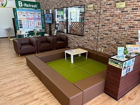 タイヤ館 三条_店舗画像_004