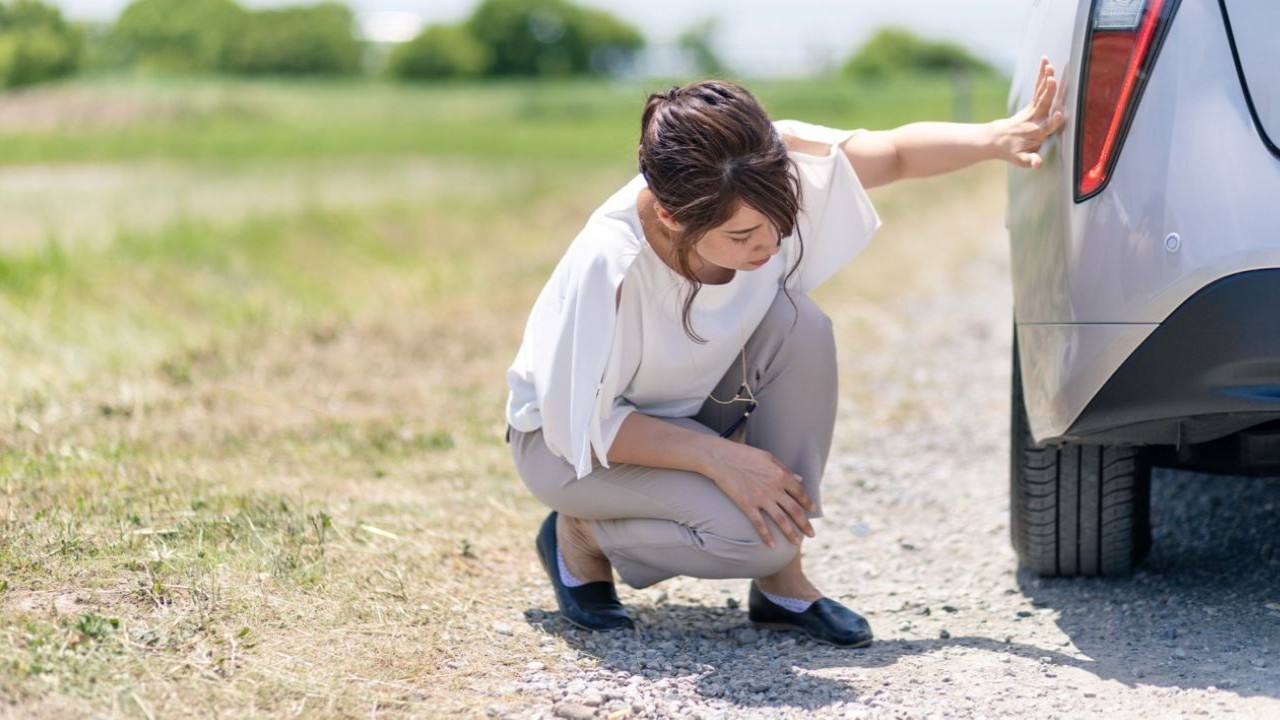 タイヤ交換を「自分でしないほうがいい」といわれる理由