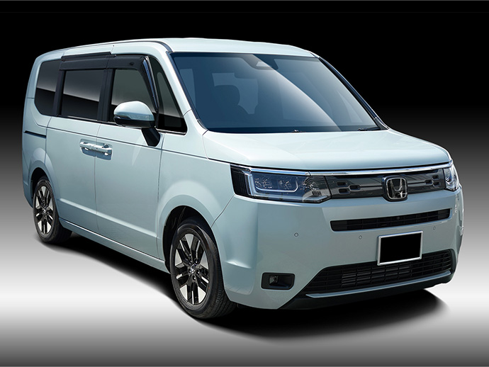 「ステップワゴン」はゆとりある室内空間と優れた使い勝手が魅力。第4世代から第6世代におすすめのミニバン専用タイヤを紹介します