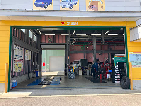 ブリヂストン新高岡タイヤセンター_店舗画像_005