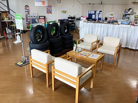 ミスタータイヤマン砺波店_店舗画像_003