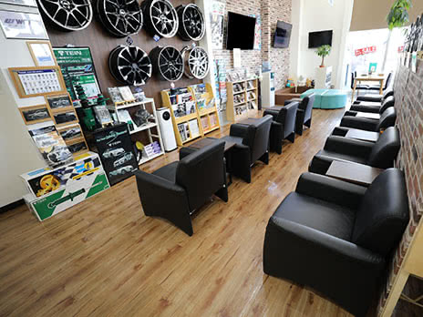 タイヤ館 とっとり興南店_店舗画像_003