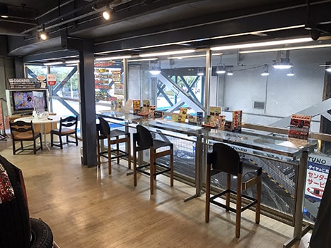 コクピット 21大阪_店舗画像_003