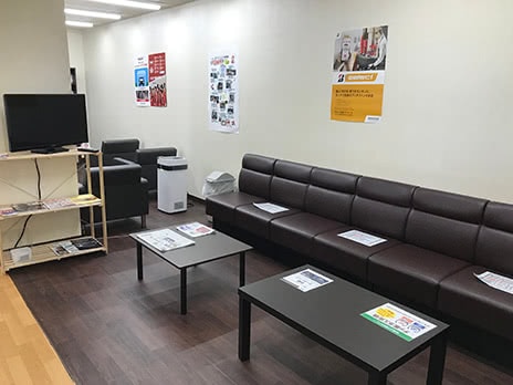 タイヤ館 奥田店_店舗画像_003
